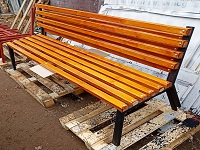 Фото лавочки с спинкой
